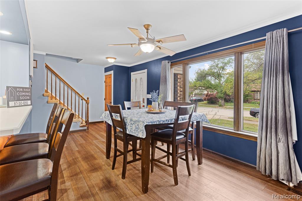 21849 E Chipmunk Trail, Woodhaven, MI 48183 — Photo 14