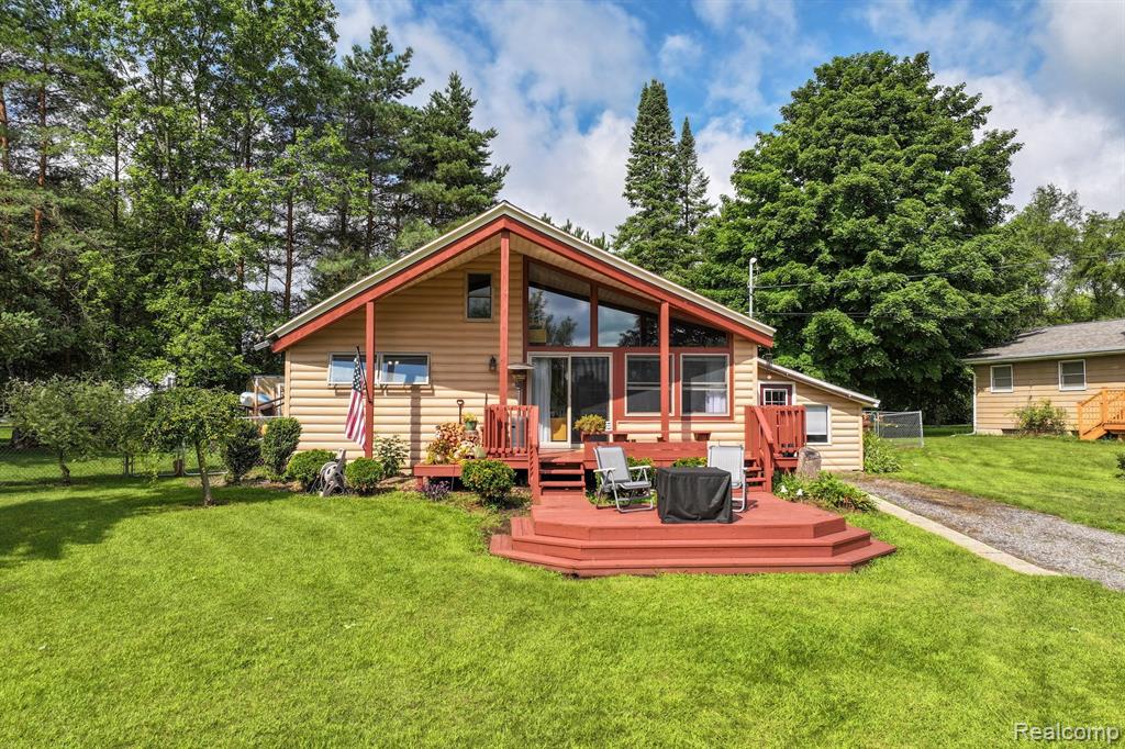 6790 WESTGATE Drive, Laingsburg, MI 48848 — front exterior
