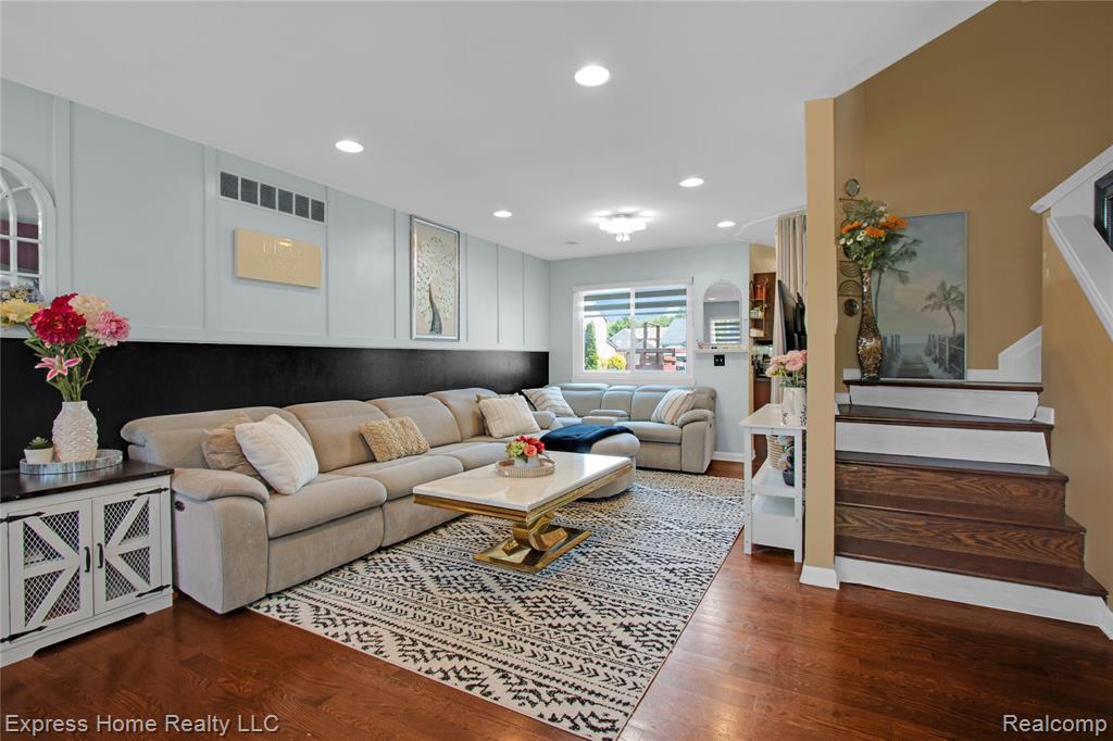 25244 INDEPENDENCE Trail, Warren, MI 48089 — Photo 5