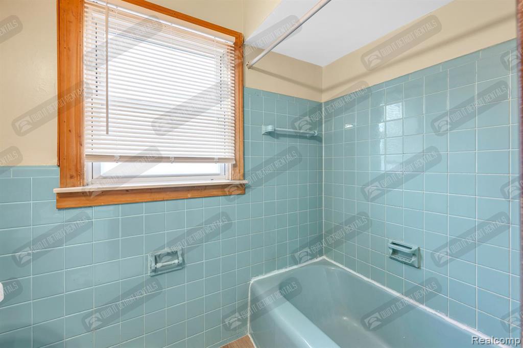 16721 Greenfield #5 Road, Detroit, MI 48235 — Photo 13