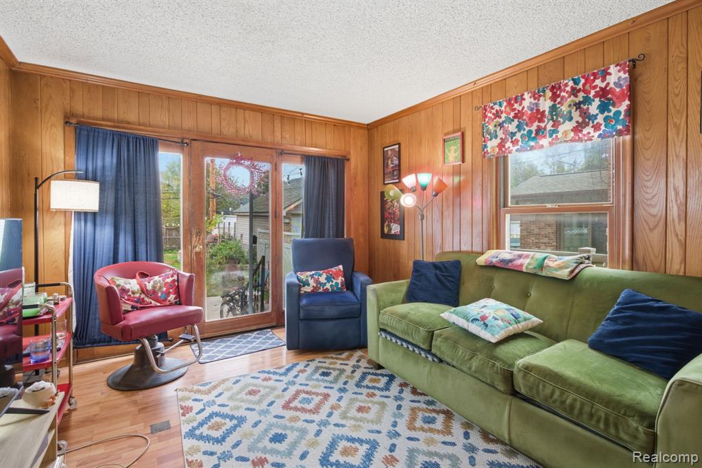 925 N Mildred Street, Dearborn, MI 48128 — Photo 13