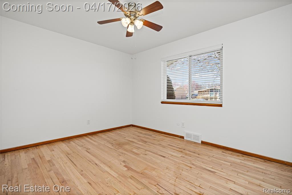 4656 Buckingham Drive, Warren, MI 48092 — Photo 23