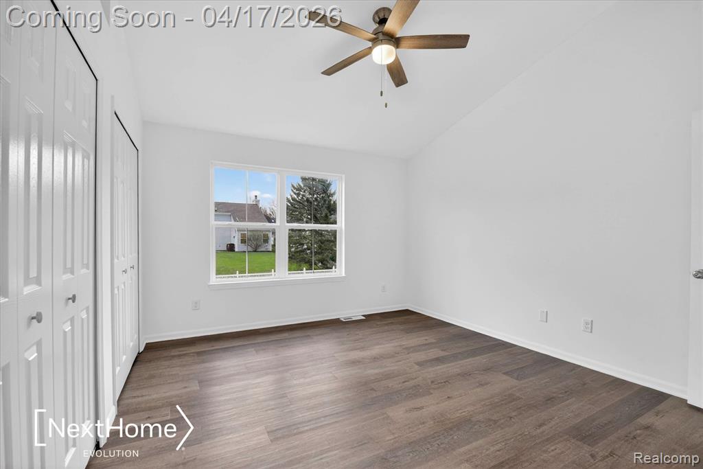 321 Oxford Court, Belleville, MI 48111 — Photo 32