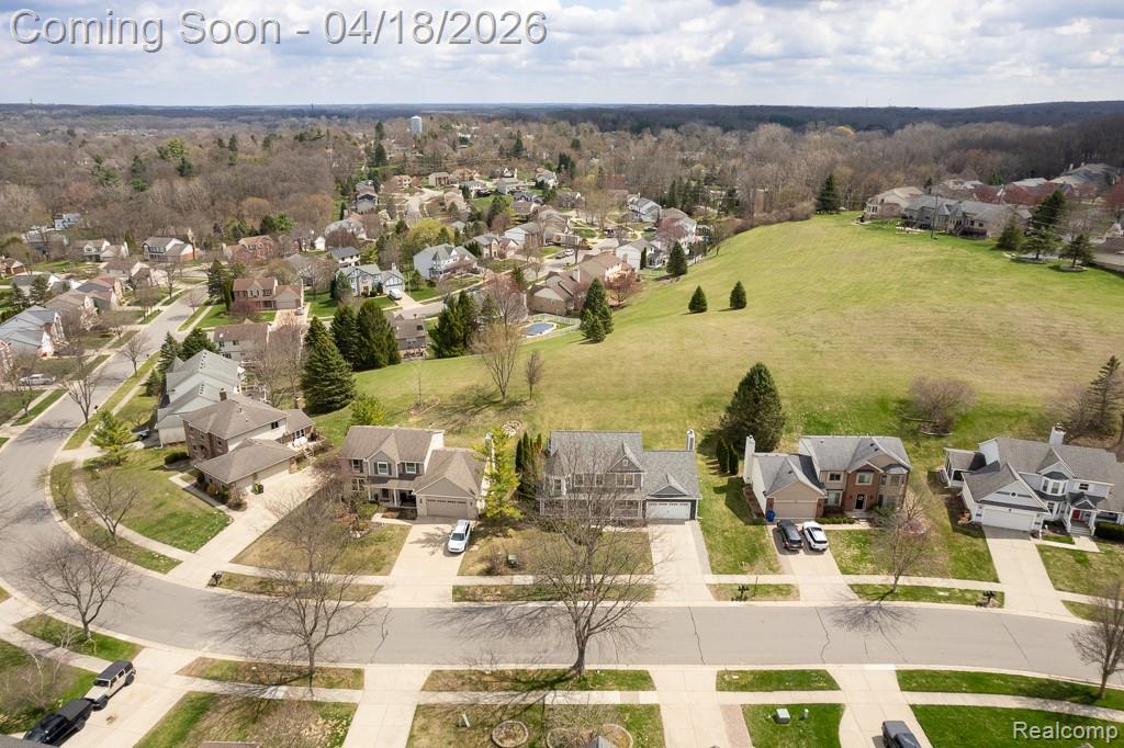 523 Dorchester Way, Milford, MI 48381 — Photo 39