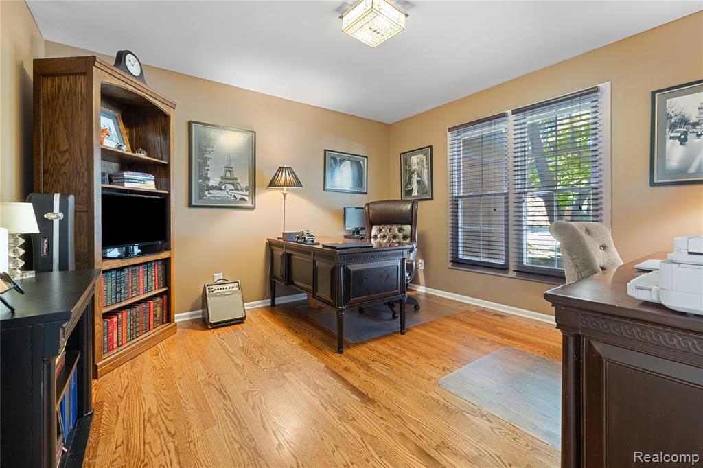 6894 Kings Mill Drive, Canton, MI 48187 — Photo 21