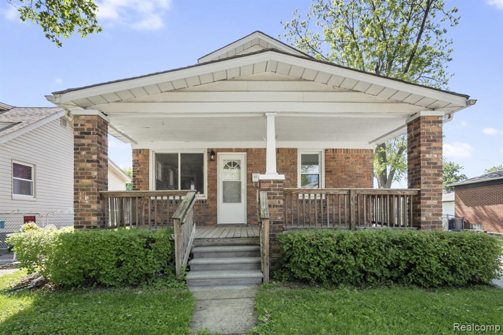 1409 Marion Avenue, Lincoln Park, MI 48146