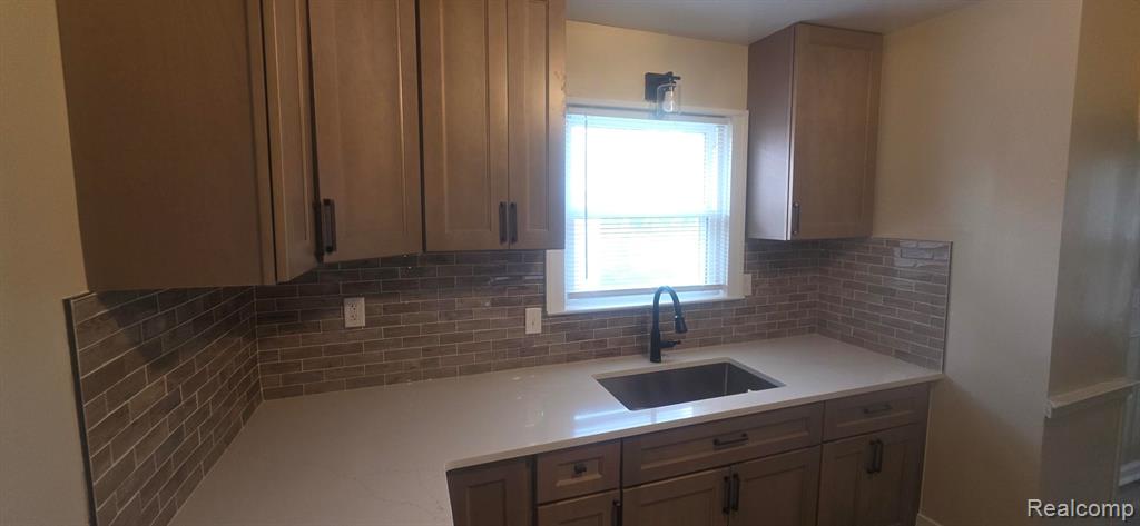 10428 Marne Street, Detroit, MI 48224 — Photo 51