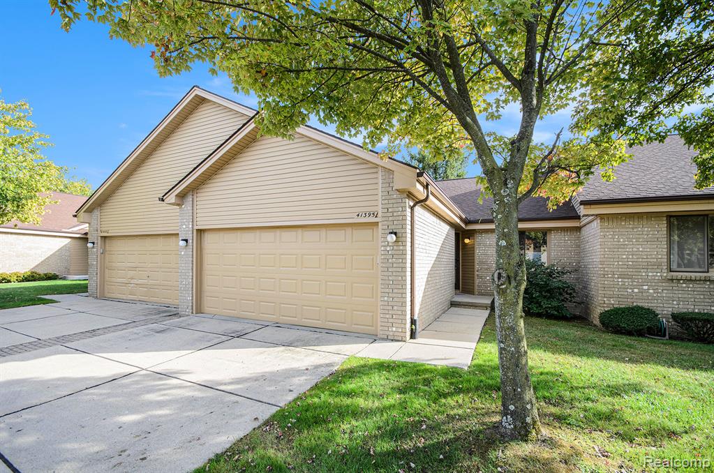 41395 Ambercrest Drive, Sterling Heights, MI 48314 — front exterior