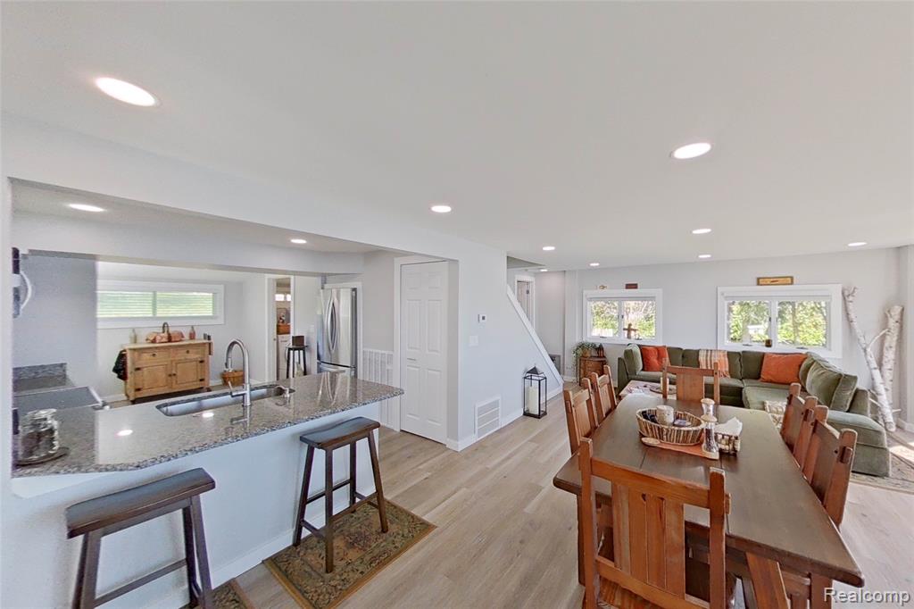 9388 DEXTER PINCKNEY, Pinckney, MI 48169 — Photo 11