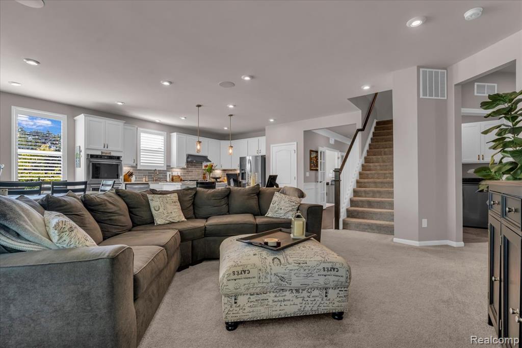 48614 Windfall Road, Novi, MI — Photo 11
