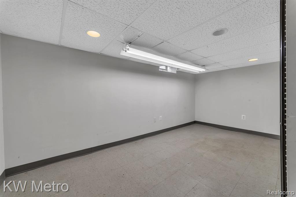 51 LINCOLN Avenue, Clawson, MI — Photo 23