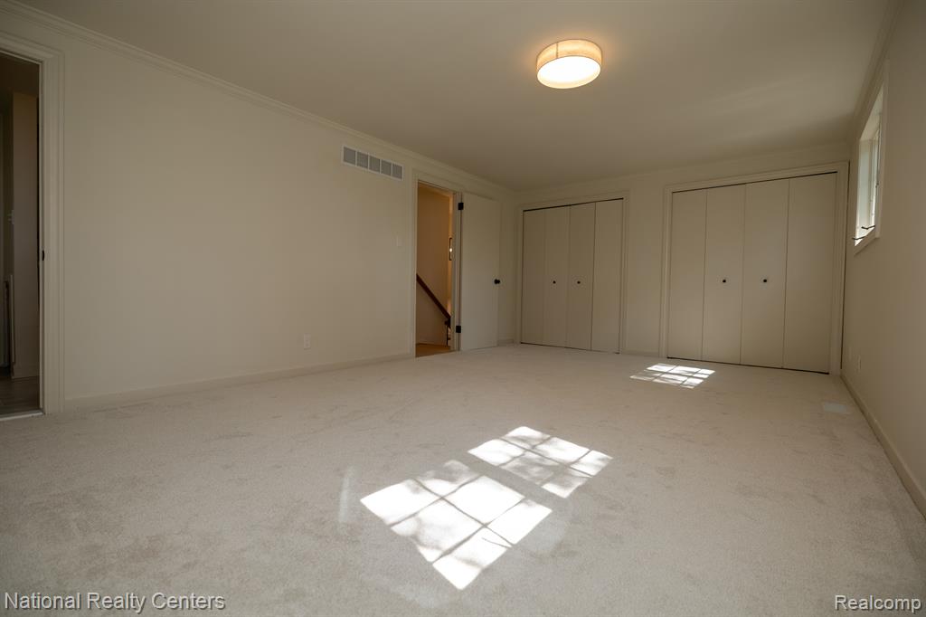 6050 UPPER STRAITS Boulevard, West Bloomfield, MI 48324 — Photo 24