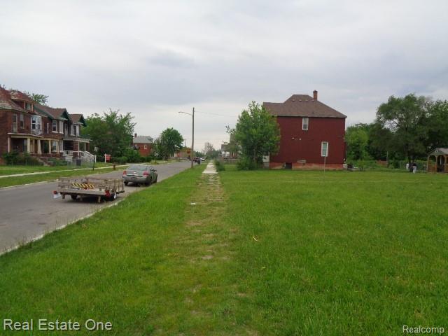 8415 Brush Street, Detroit, MI 48202 — Photo 17