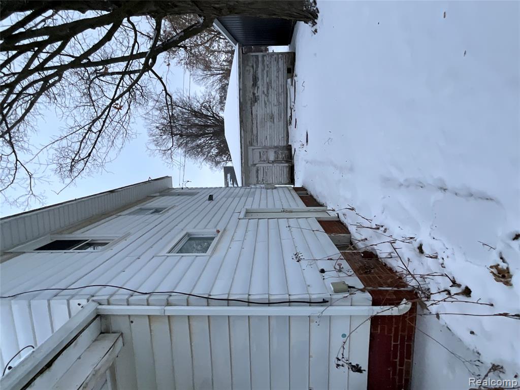 424 W Frank Street, Caro, MI 48723 — Photo 2