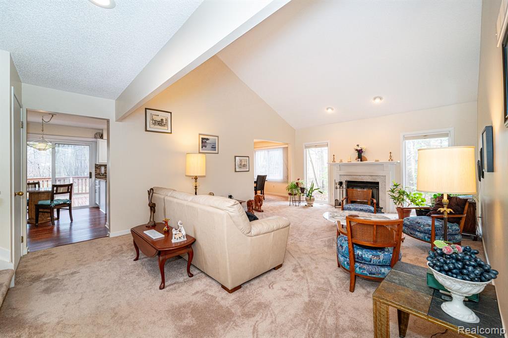 7375 PEPPER Creek, West Bloomfield, MI — Photo 7