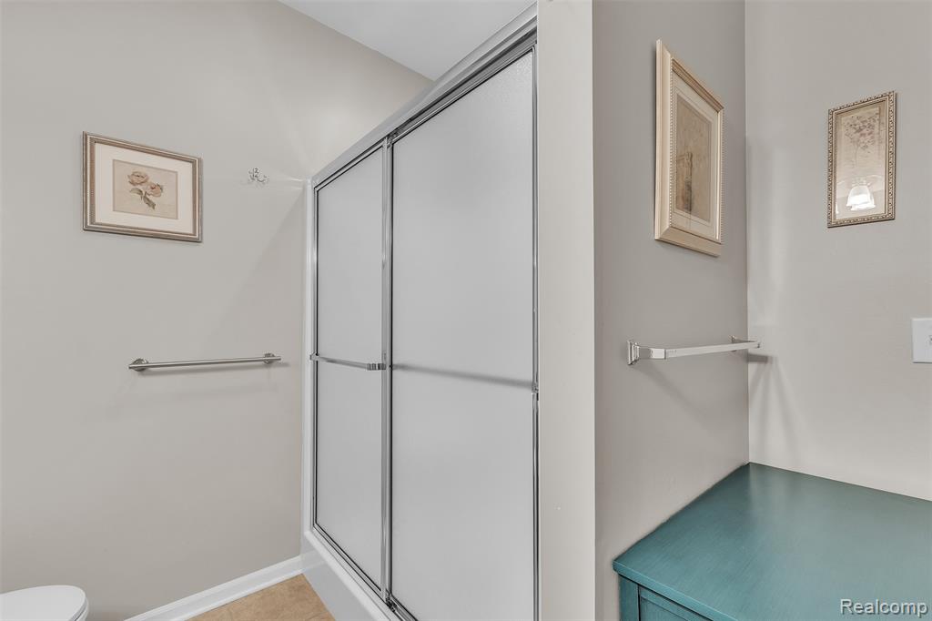 1155 Abbey Court, Westland, MI — Photo 42