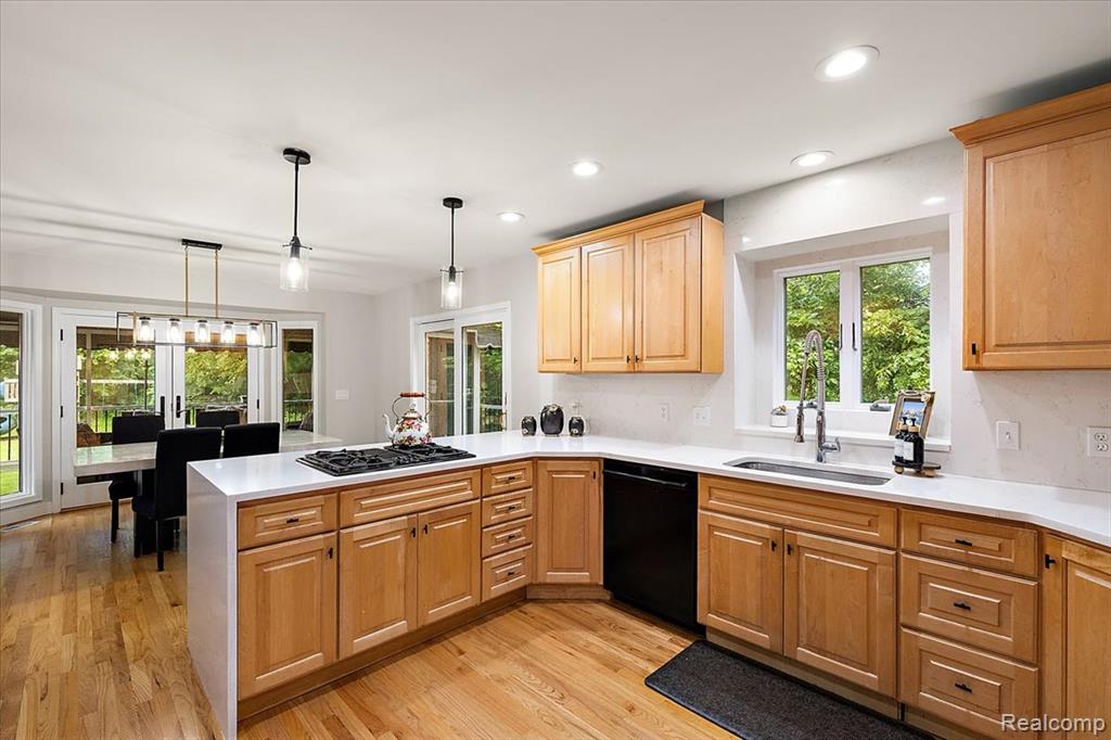 4700 Botany Glen, Commerce Twp, MI 48382 — Photo 15