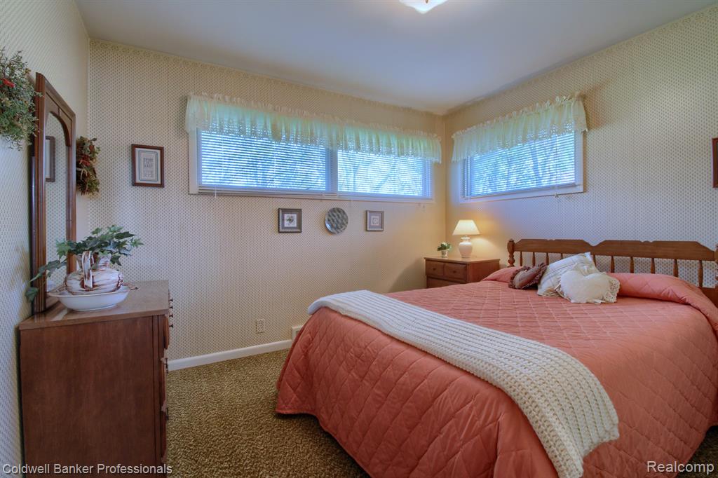 9111 MORRISON Avenue, Plymouth, MI 48170 — Photo 24