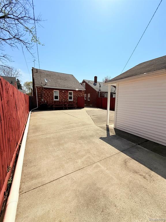 9583 RUTLAND Street, Detroit, MI 48227 — Photo 44