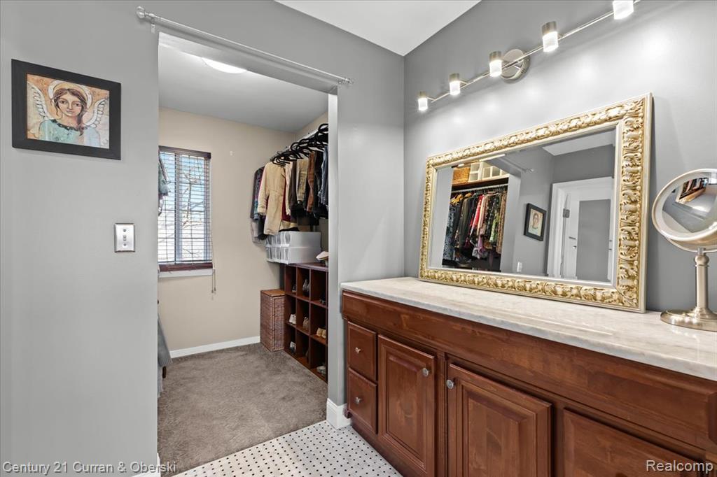 619 Winwood Circle, Walled Lake, MI 48390 — Photo 25