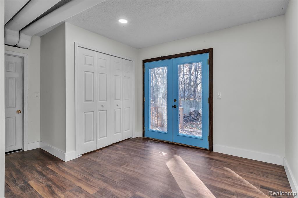 8165 Leonard Drive, Holly, MI 48442 — Photo 43