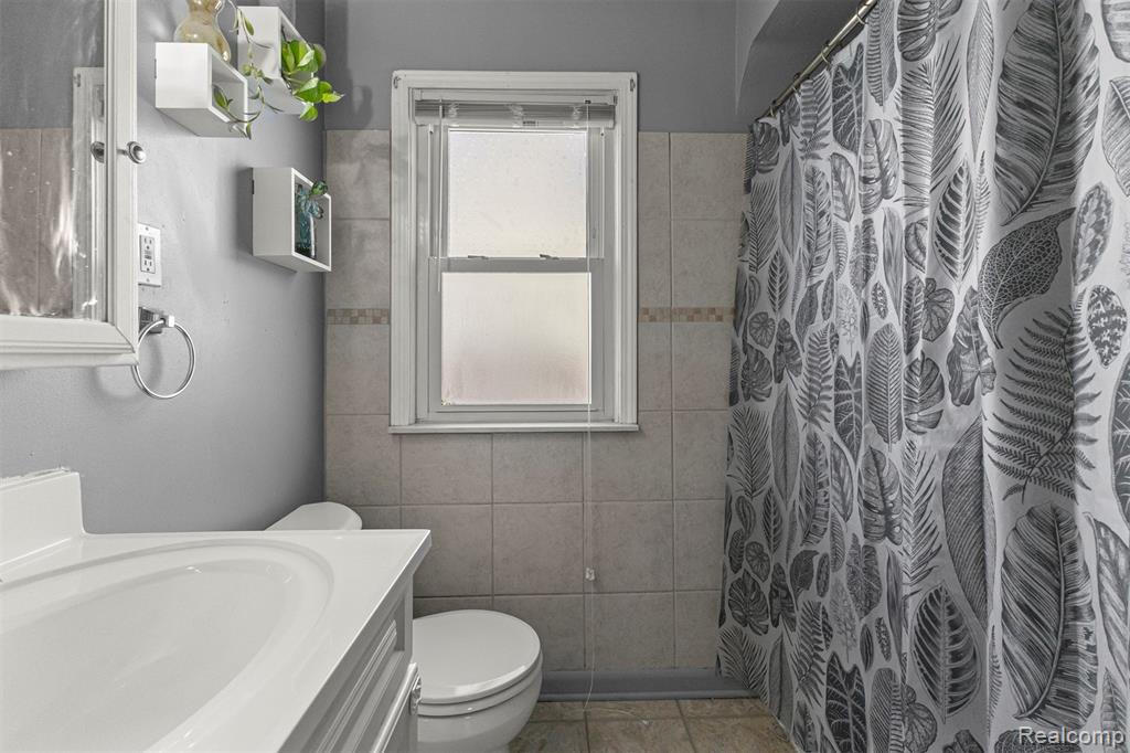 2119 White Avenue, Lincoln Park, MI 48146 — Photo 18