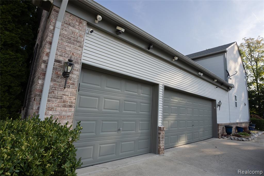 6263 Knob Bend Drive, Grand Blanc, MI 48439 — Photo 27