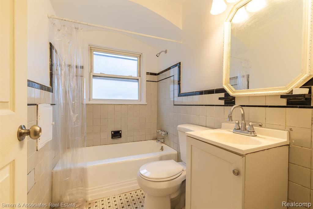 9012 Pierson Street, Detroit, MI 48228 — Photo 15