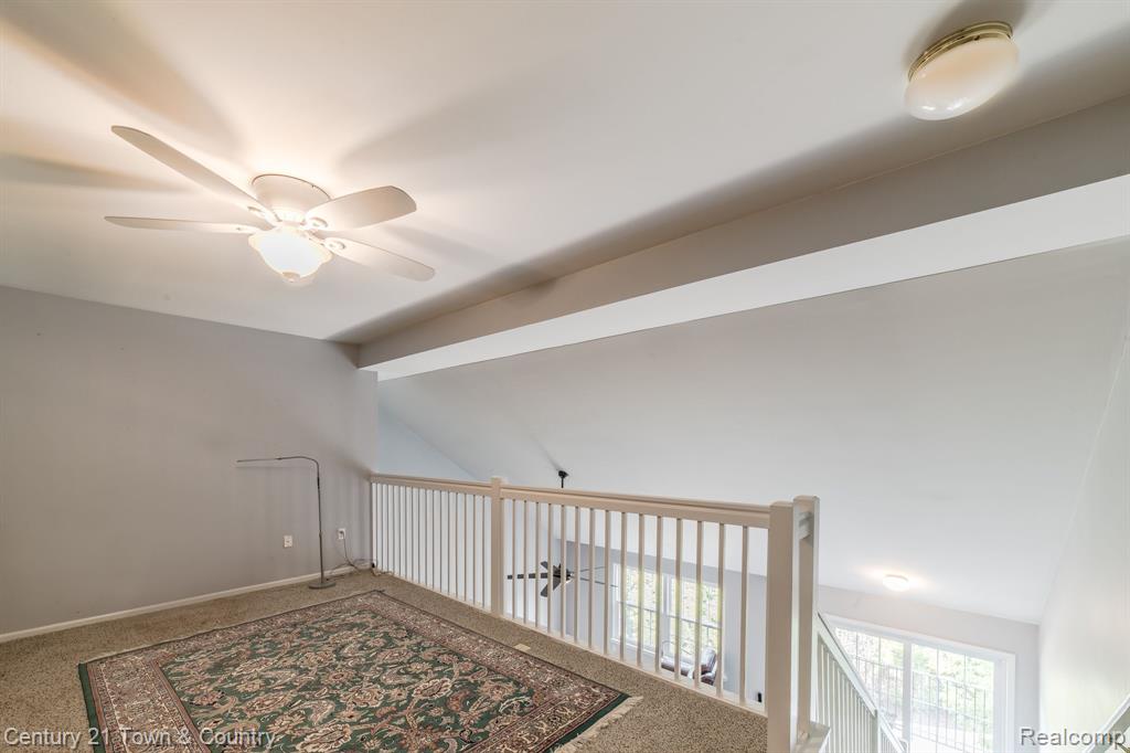 1032 SHIAWASSEE Circle, Howell, MI 48843 — Photo 17
