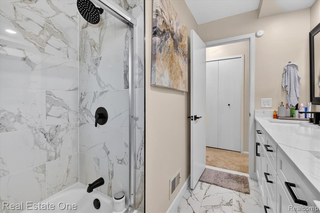 44150 Duchess Drive, Canton, MI 48187 — Photo 33