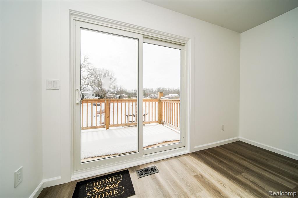 6522 ELLINWOOD Drive, White Lake, MI 48383 — Photo 48