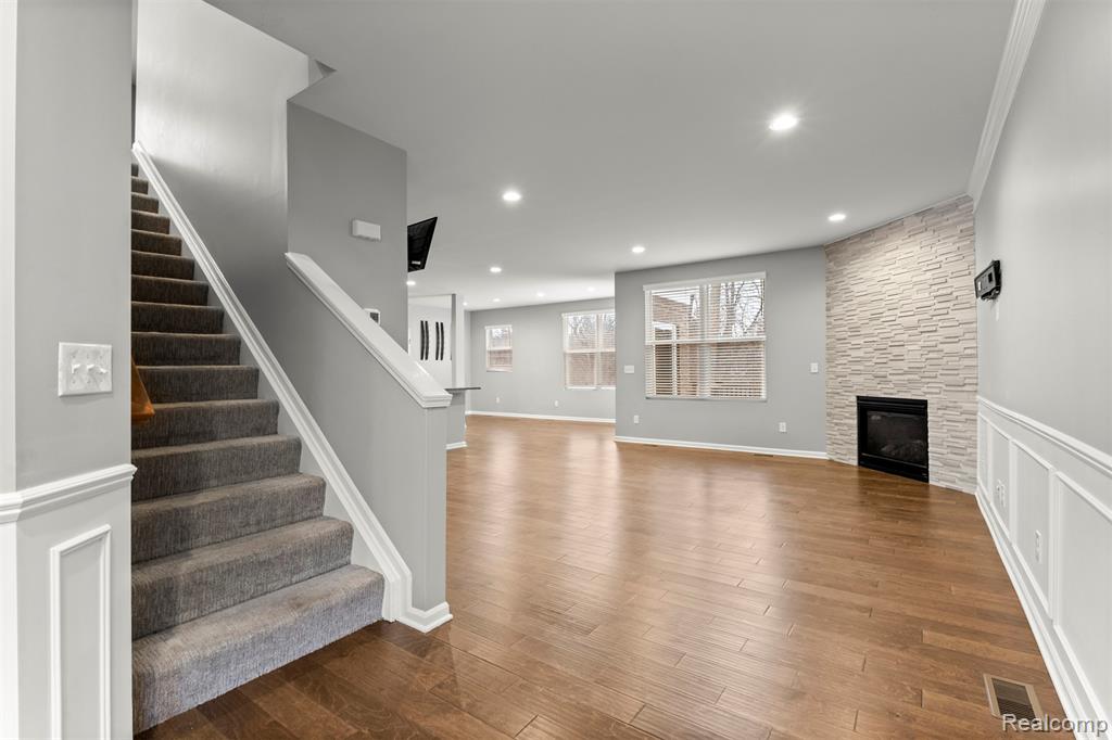 18967 Denali Circle, Northville, MI — Photo 8