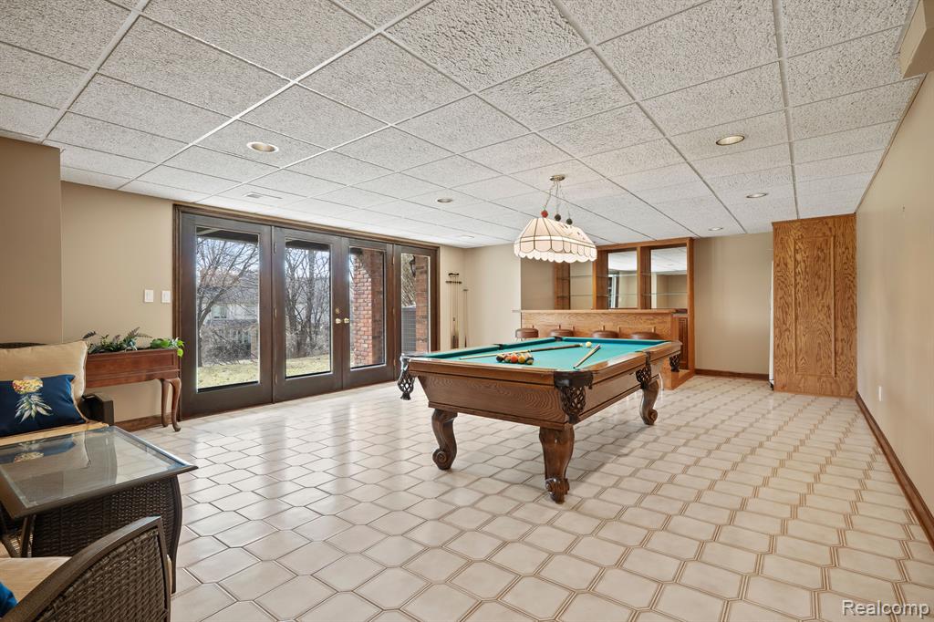 415 W HICKORY GROVE Road, Bloomfield Hills, MI 48302 — Photo 34