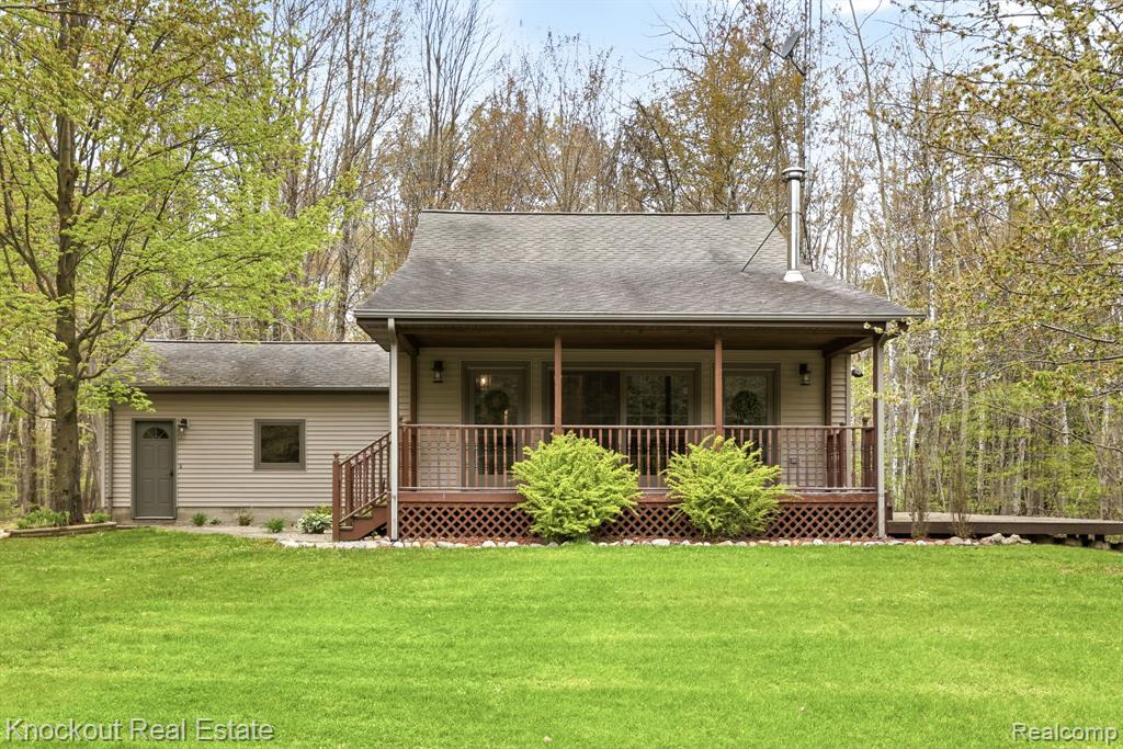 1608 S Pinnebog Road, Bad Axe, MI 48413 — Photo 2