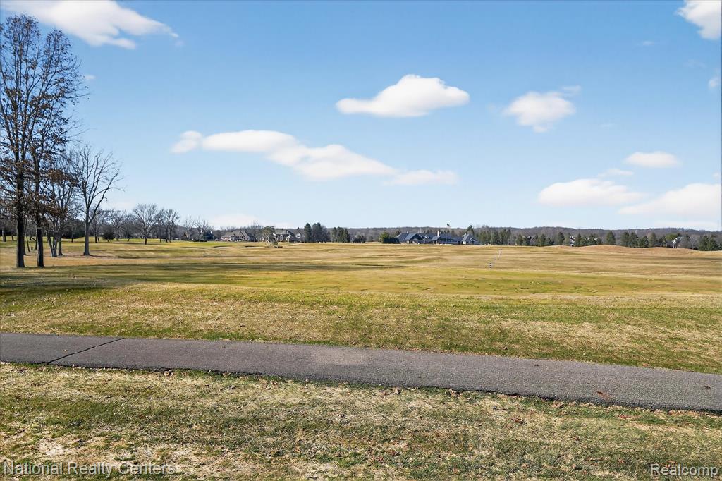 1280 Glen Court, Highland, MI — Photo 40