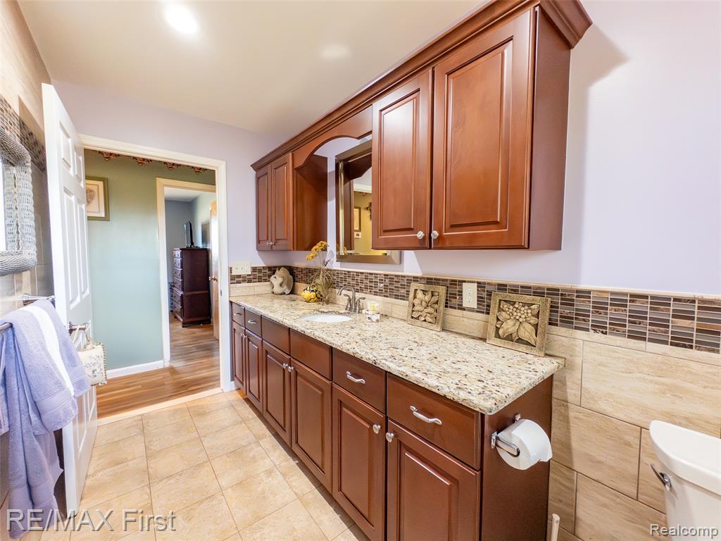 65301 Omo Road, Lenox, MI 48050 — Photo 38