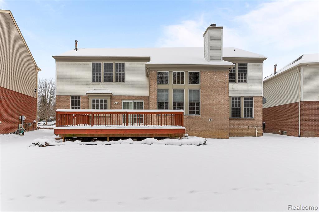 7567 WINDGATE Circle, West Bloomfield, MI 48323 — Photo 48