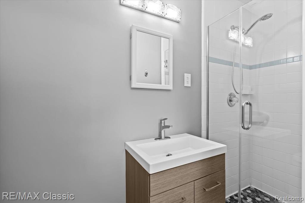 4806 Surfwood Drive, Commerce Twp, MI 48382 — Photo 42