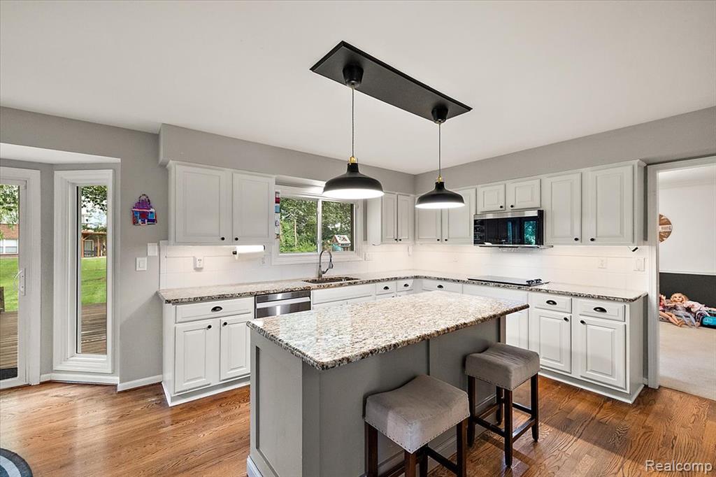 4193 Oak Tree Circle, Rochester, MI 48306 — Photo 17
