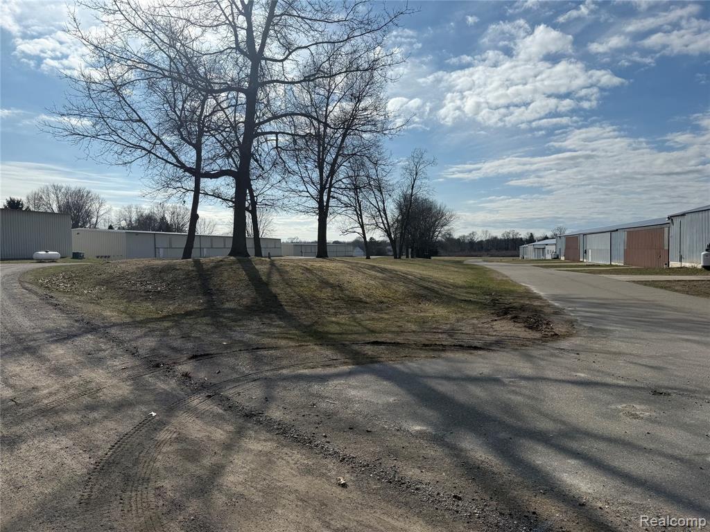 2096 Hunter Road - Photo 3