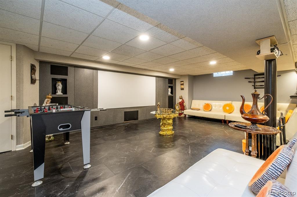 41924 ALDEN Drive, Clinton Twp, MI 48038 — Photo 41
