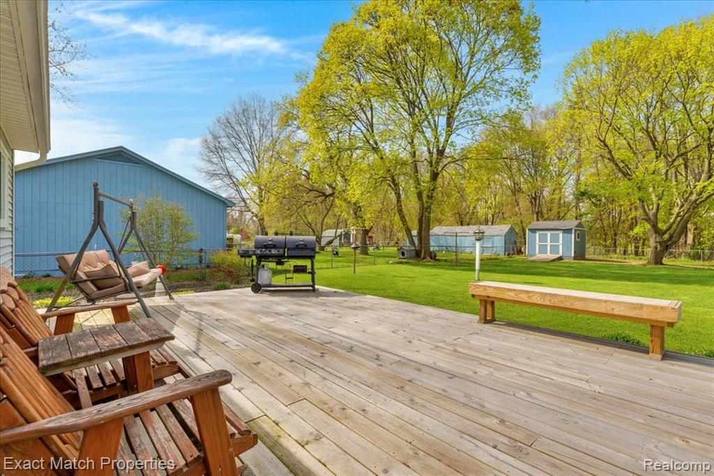 7180 HOWELL Avenue, Waterford, MI 48327 — Photo 13