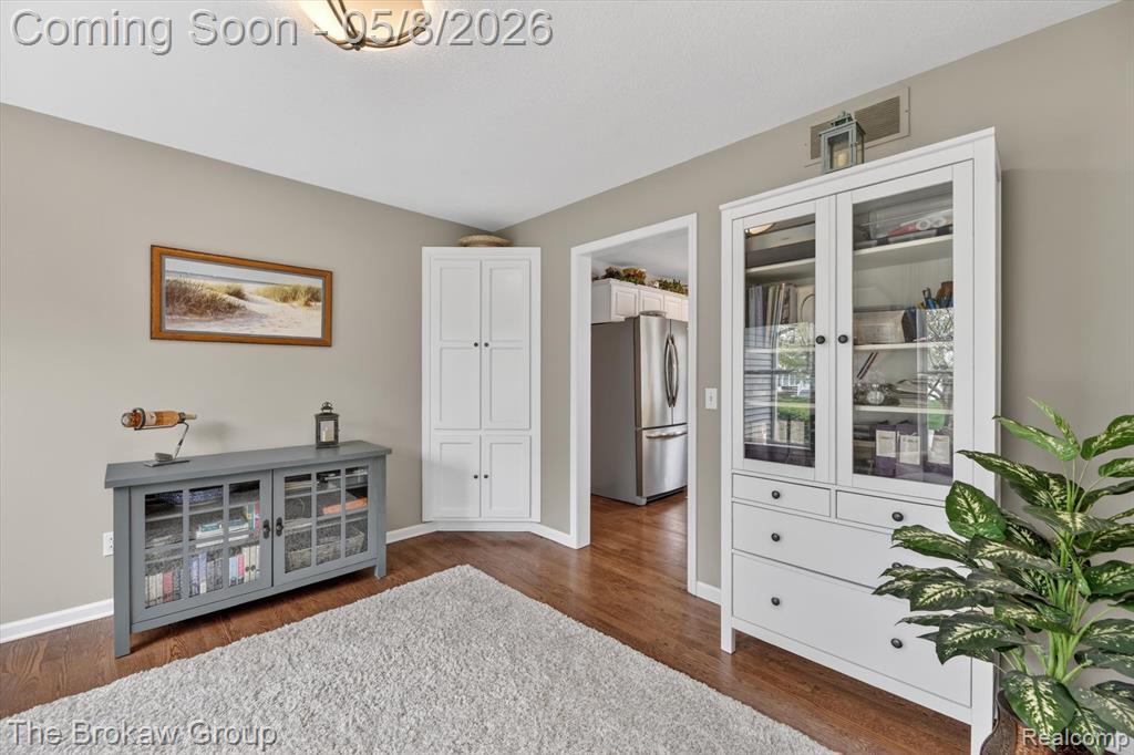 712 Layman Creek Circle, Grand Blanc, MI 48439 — Photo 14