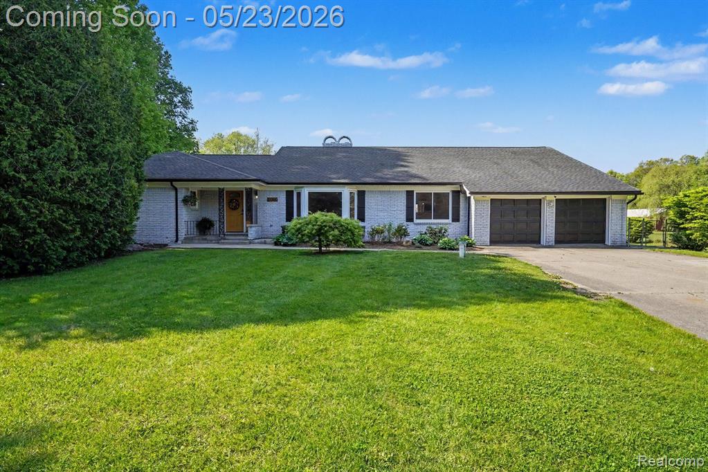 10306 Oakhill Road, Holly, MI 48442 — Photo 2