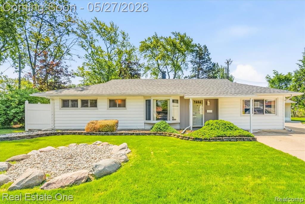 29737 Brandt Court, Garden City, MI — Photo 2