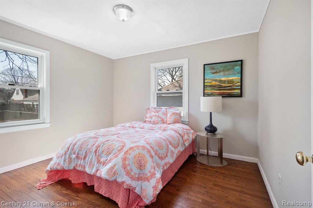 20488 FLEETWOOD Drive, Harper Woods, MI 48225 — Photo 14