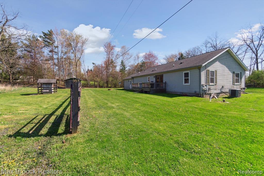 7665 PONTIAC LAKE Road, White Lake, MI — Photo 51