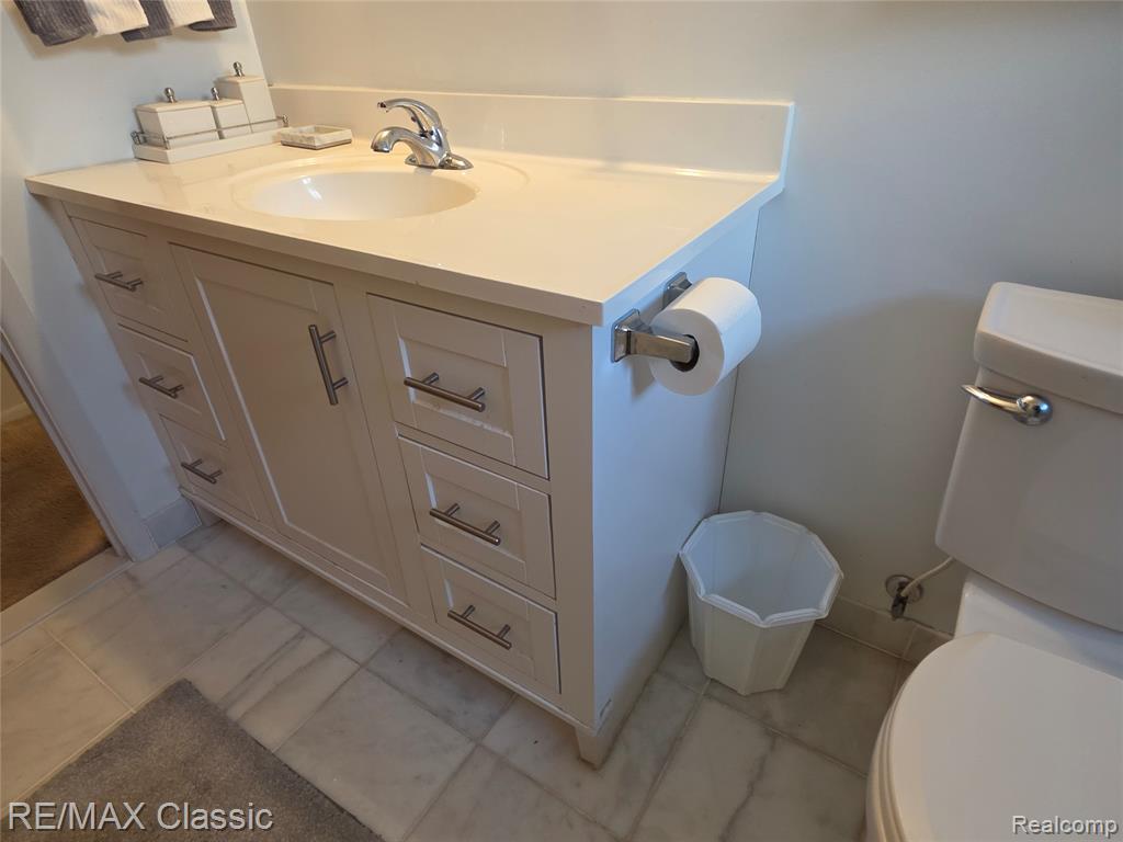 1072 Cloverlawn Drive, Pontiac, MI 48340 — Photo 17