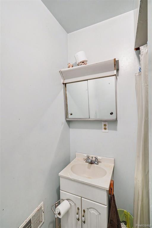 8751 Bath Road, Byron, MI 48418 — Photo 19