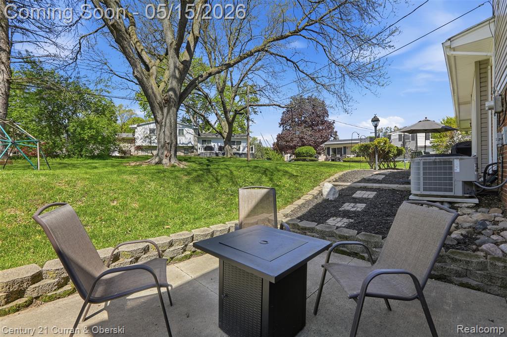 6632 PINE EAGLE LN Street, West Bloomfield, MI — Photo 29